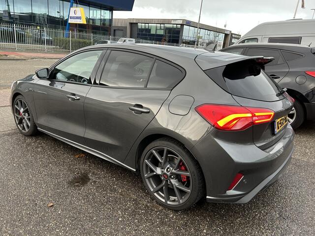 Ford FOCUS 2.3 EcoBoost ST-3