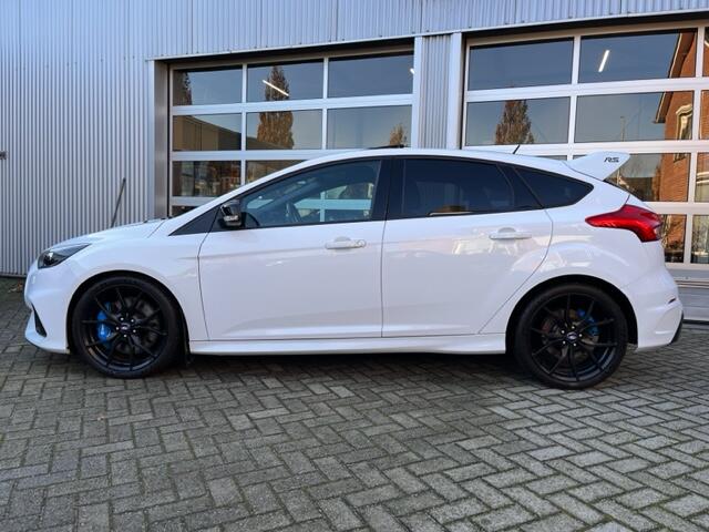 Ford FOCUS 2.3 RS / 350 PK / 4WD / schuifdak / camera