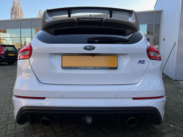 Ford FOCUS 2.3 RS / 350 PK / 4WD / schuifdak / camera