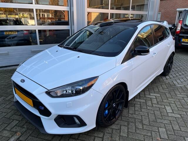 Ford FOCUS 2.3 RS / 350 PK / 4WD / schuifdak / camera