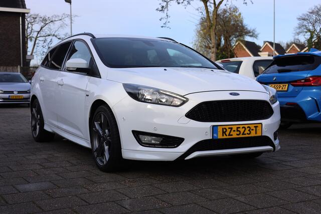 Ford FOCUS Wagon 1.5 ST-LINE | NAVI | CARPLAY | 1e EIGENAAR!