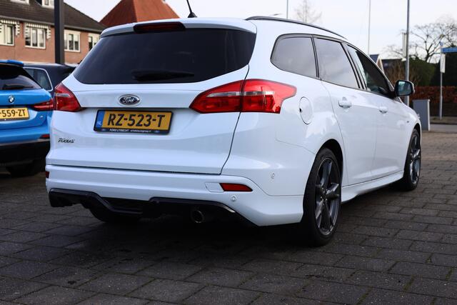 Ford FOCUS Wagon 1.5 ST-LINE | NAVI | CARPLAY | 1e EIGENAAR!