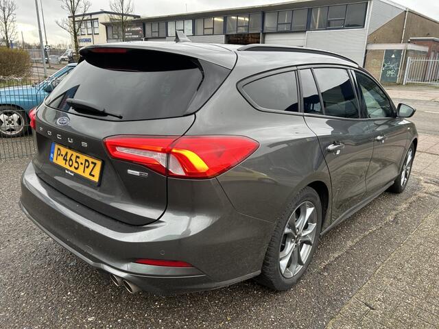 Ford FOCUS 1.0 EcoBoost Hybride ST Line Business