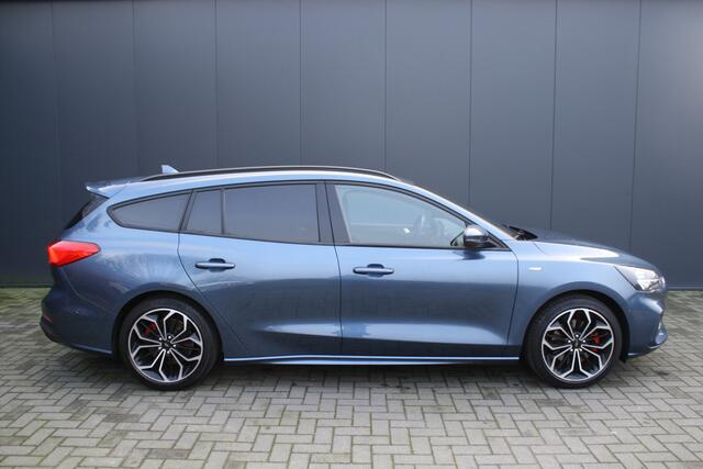Ford FOCUS Wagon 1.5 EcoBoost ST Line Business - NAVIGATIE - CAMERA - LED - KEYLESS - PDC