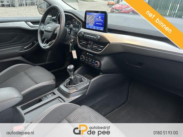 Ford FOCUS Wagon 1.0 EcoBoost Active Business GARANTIE/CARPLAY/CLIMA/CRUISE/NAVI/LICHTMETAAL rijklaarprijs!