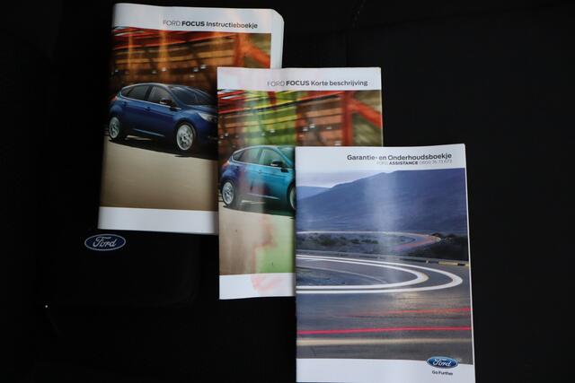 Ford FOCUS 1.0 Lease Edition NL-Auto!! Navigatie I PDC I Cruise