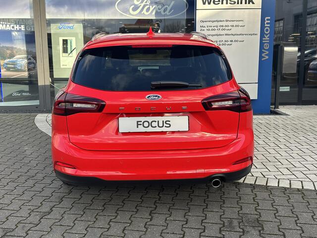 Ford FOCUS Wagon 1.0 EcoBoost Hybrid Titanium Winter Pack - ¤2.500,- Ford Voordeel