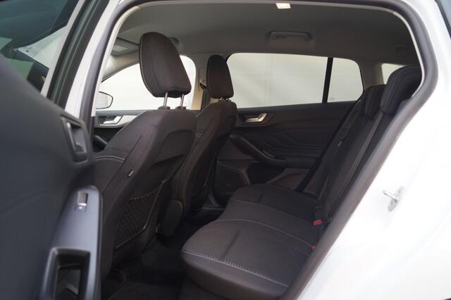 Ford FOCUS Wagon 1.0 EcoBoost 125pk Automaat Titanium Business -NAVI-ECC-