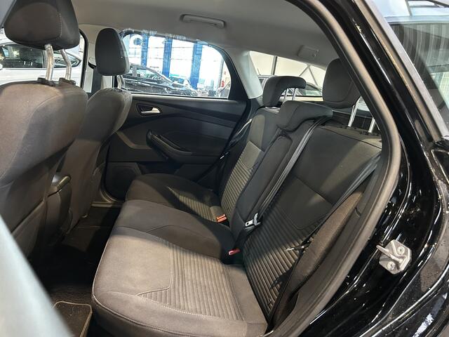 Ford FOCUS Wagon 125pk Titanium | Nw. geleverd | Dealer onderhouden | Clima | Cruise | Navi | Voorruit Verwarmd |