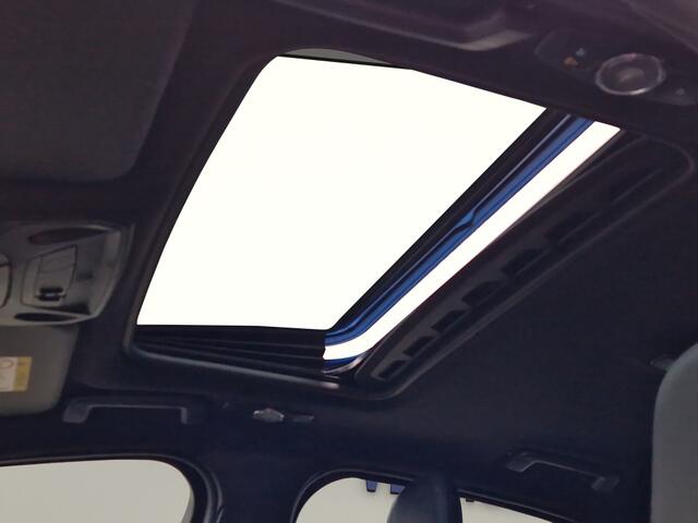 Ford FOCUS 2.3 RS 413PK - Opendak - Schaal stoelen - NL Auto - Nitrous Blue