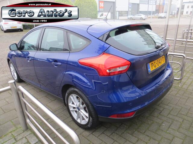 Ford FOCUS 1.5 TDCI Lease Edition hatchback airco ecc lmv etc