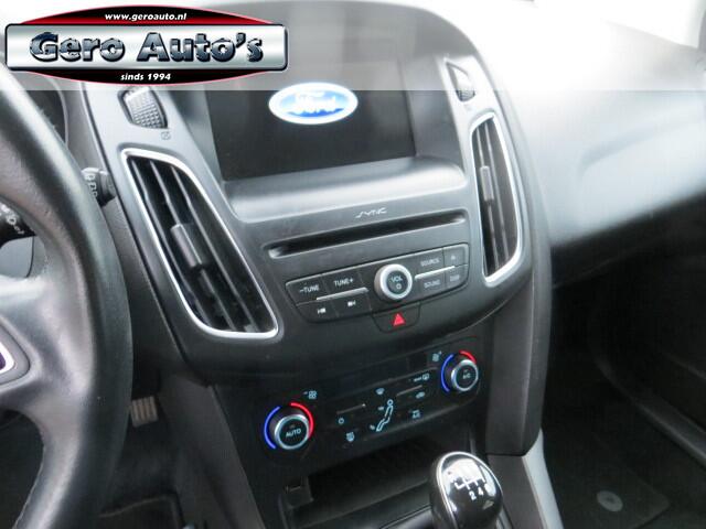 Ford FOCUS 1.5 TDCI Lease Edition hatchback airco ecc lmv etc