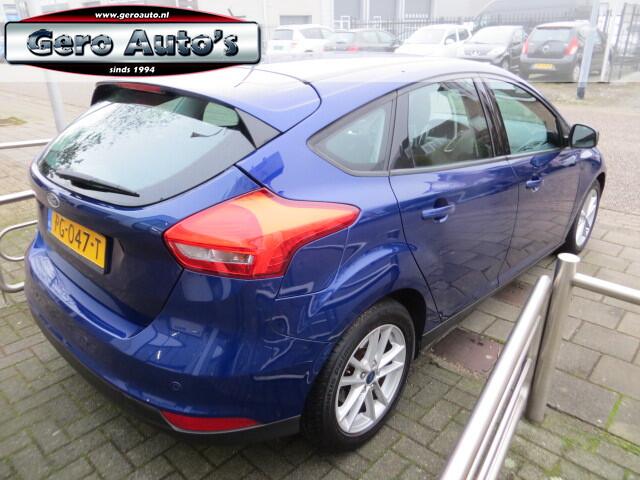 Ford FOCUS 1.5 TDCI Lease Edition hatchback airco ecc lmv etc