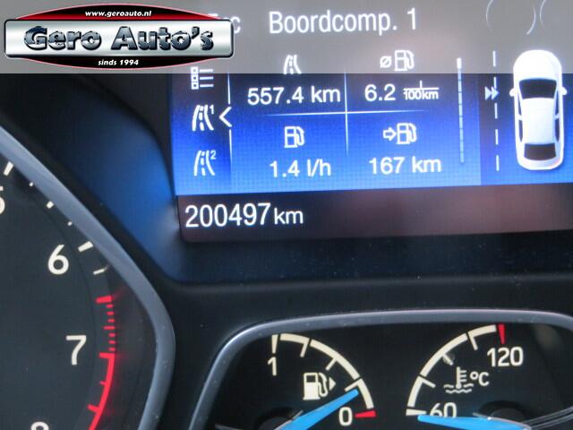 Ford FOCUS Wagon 1.0 Titanium station vol opties ,oa airco ecc ,stuurverwarming etc