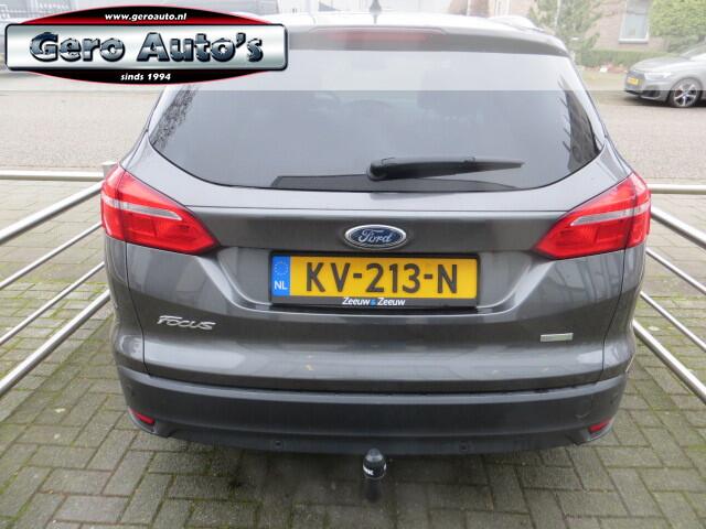 Ford FOCUS Wagon 1.0 Titanium station vol opties ,oa airco ecc ,stuurverwarming etc