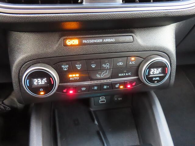 Ford FOCUS Wagon 1.0 EcoBoost Hybrid Titanium Style*LED*Navigatie*Winterpack*