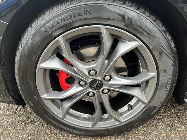 Ford FOCUS 1.0 EcoBoost ST-line Business Winterpack Automaat