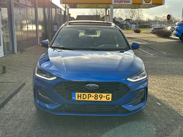 Ford FOCUS Wagon EcoBoost Hybrid 125 pk ST Line | Trekhaak | Pano | Winter Pack | B&O | Adapt. Cruise | AGR | 4 seiz. banden | garantie tm 2028