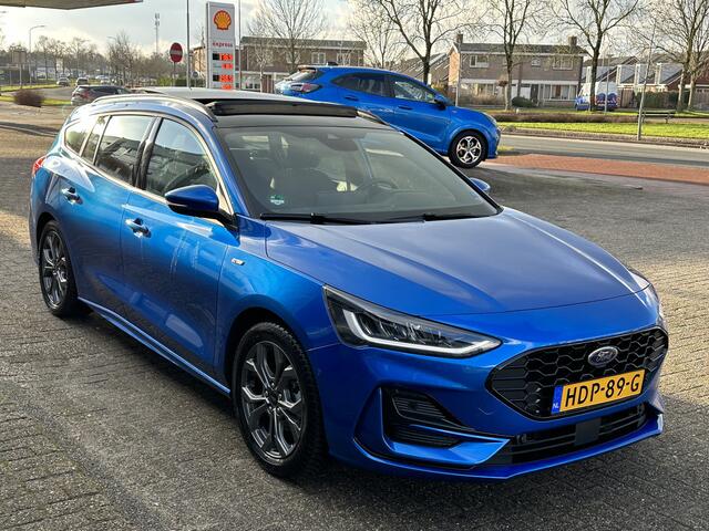 Ford FOCUS Wagon EcoBoost Hybrid 125 pk ST Line | Trekhaak | Pano | Winter Pack | B&O | Adapt. Cruise | AGR | 4 seiz. banden | garantie tm 2028