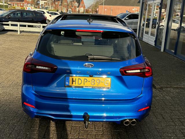 Ford FOCUS Wagon EcoBoost Hybrid 125 pk ST Line | Trekhaak | Pano | Winter Pack | B&O | Adapt. Cruise | AGR | 4 seiz. banden | garantie tm 2028