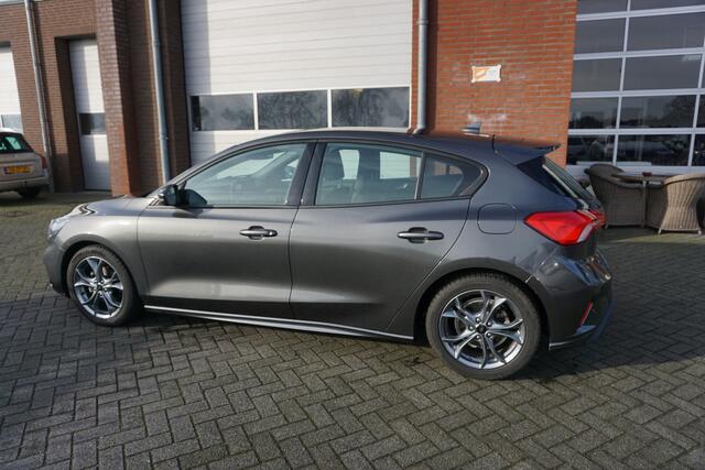 Ford FOCUS 1.0 ECOBOOST HYBRID ST LINE BUSINESS ORIGINEEL NL OKT 2020 CAMERA KEYLESS ANDROID-APPLECARPLAY NAVIGATIE FULL LED 17INCH PDC V+A CLIMA CRUISE BLUETOOTH ENZ...