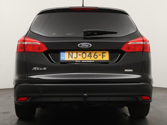 Ford FOCUS Wagon 1.0 Titanium | 100.070 KM | Trekhaak | Airco |