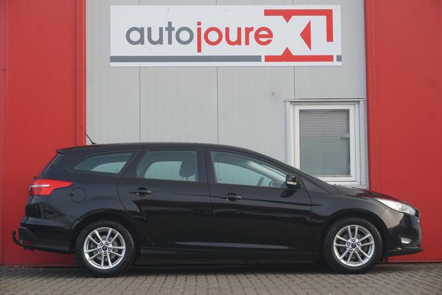 Ford FOCUS Wagon 1.0 Titanium | Climate Control | Cruise Control | Trekhaak |
