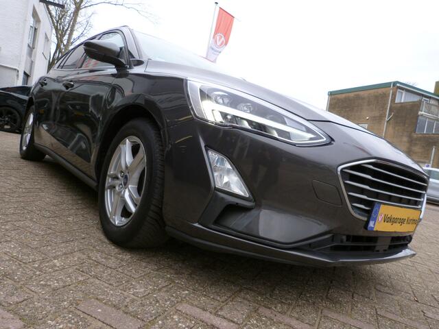 Ford FOCUS Wagon 1.5 Titanium Automaat,Camera,Led,vol Optie's