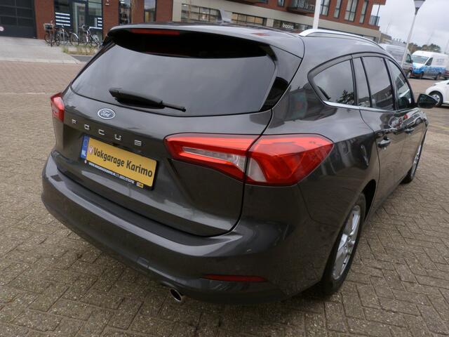 Ford FOCUS Wagon 1.5 Titanium Automaat,Camera,Led,vol Optie's