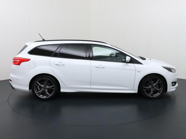 Ford FOCUS Wagon 1.0 ST-Line