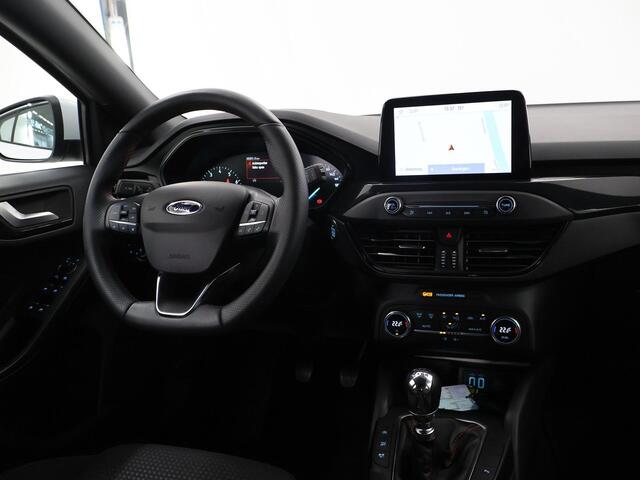 Ford FOCUS 1.0 EcoBoost Hybrid ST Line Business | Trekhaak | Navigatie | Parkeercamera | Parkeersensoren |
