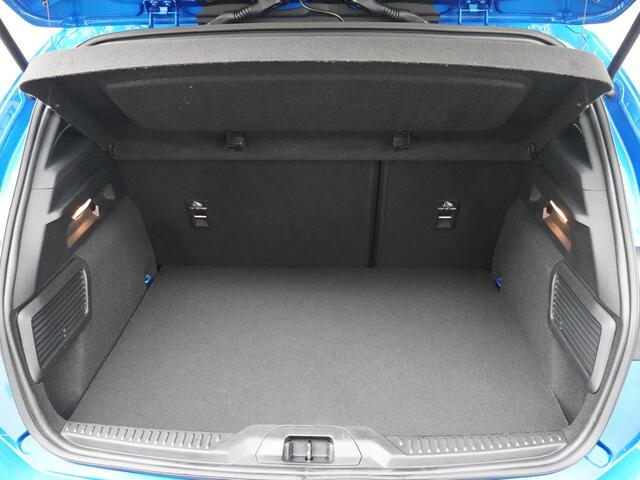 Ford FOCUS EcoBoost 125 pk ST Line | Trekhaak | Pano | Winter Pack | B&O | Camera | Adapt. cruise | 1e eig. | 100% dealer onderh.