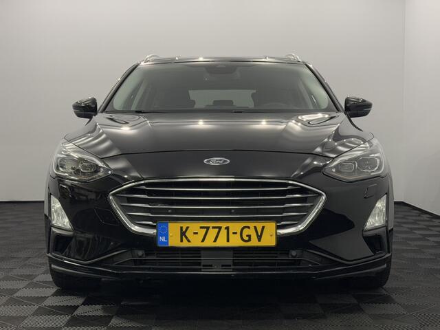 Ford FOCUS Wagon 1.0 EcoBoost ST Line Business Clima, Camera, Navi, Keyless start, A start stop, Cruise control, Winterpakket