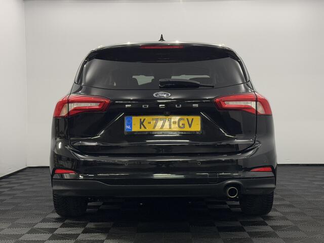 Ford FOCUS Wagon 1.0 EcoBoost ST Line Business Clima, Camera, Navi, Keyless start, A start stop, Cruise control, Winterpakket