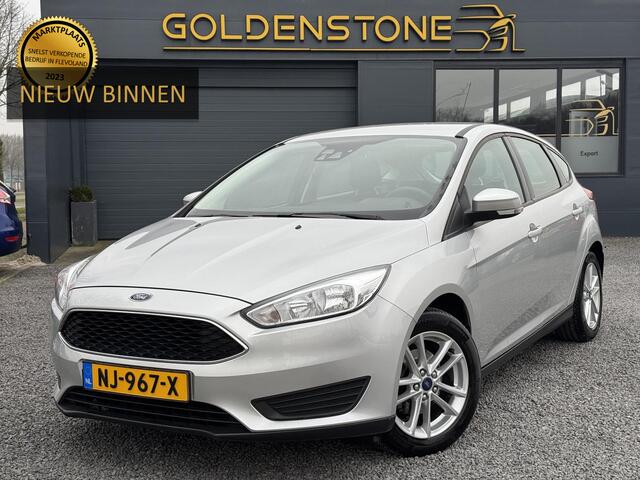 Ford FOCUS 1.0 Titanium Clima,Cuise,PDC,Trekhaak,Weinig KM,APK tot 05-2025