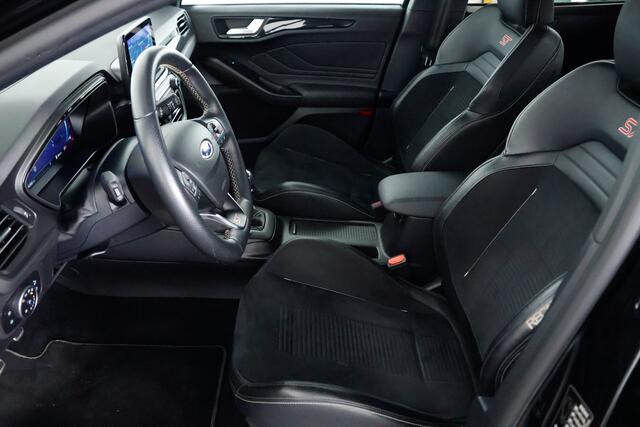 Ford FOCUS 2.3 EcoBoost ST-3 / Recaro / LED / HUD / CarPlay / ACC