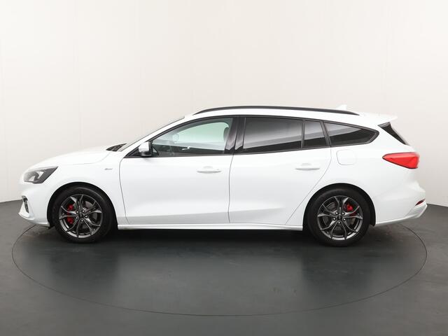 Ford FOCUS Wagon 1.0 EcoBoost ST Line Business | Climate Control | Rode remklauwen | Navigatie | Privacy glass | ISOFIX |