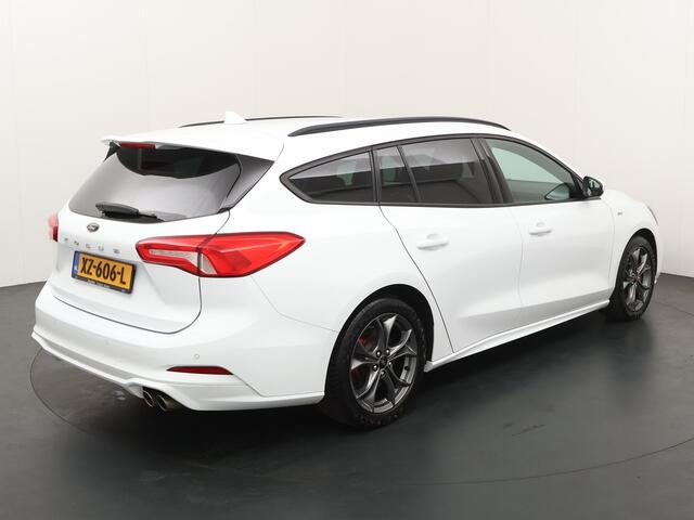 Ford FOCUS Wagon 1.0 EcoBoost ST Line Business | Climate Control | Rode remklauwen | Navigatie | Privacy glass | ISOFIX |
