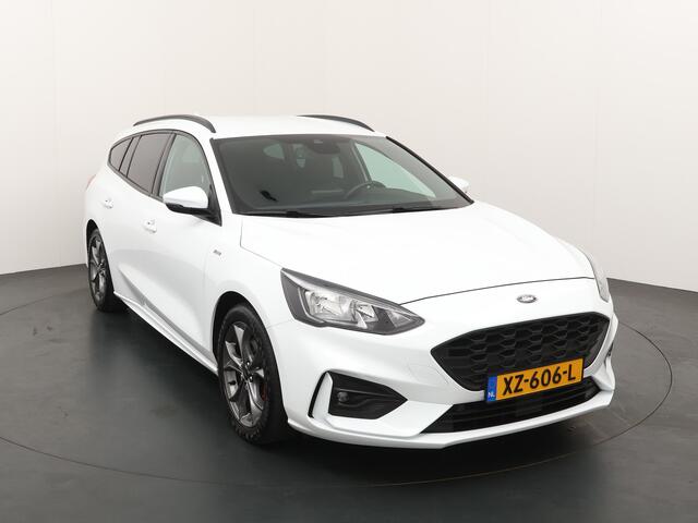 Ford FOCUS Wagon 1.0 EcoBoost ST Line Business | Climate Control | Rode remklauwen | Navigatie | Privacy glass | ISOFIX |