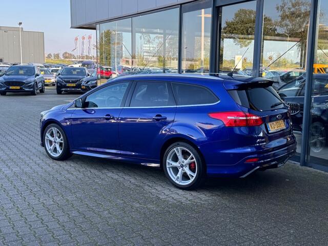 Ford FOCUS 1.0 Titanium - navi - camera - climate control