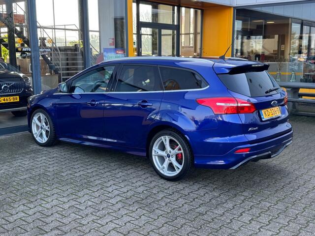 Ford FOCUS 1.0 Titanium - navi - camera - climate control