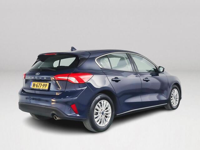 Ford FOCUS EcoBoost Hybrid Trend Edition Business | Stoelverwarming