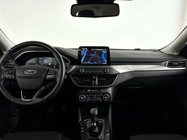 Ford FOCUS EcoBoost Hybrid Trend Edition Business | Stoelverwarming