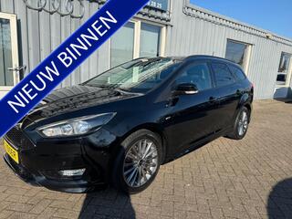 ford-focus-wagon-1.0-eco-boost-st-l