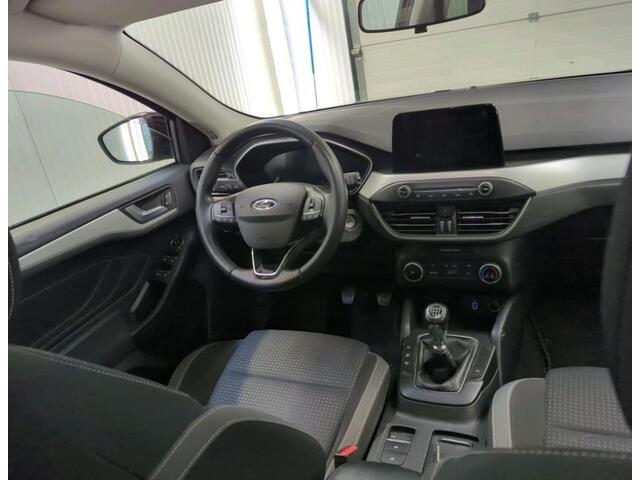 Ford FOCUS Wagon 1.5D 120Pk Edition Business / Trekhaak / Pdc.V+A / Navigatie / Airco / Radio-Multimedia /