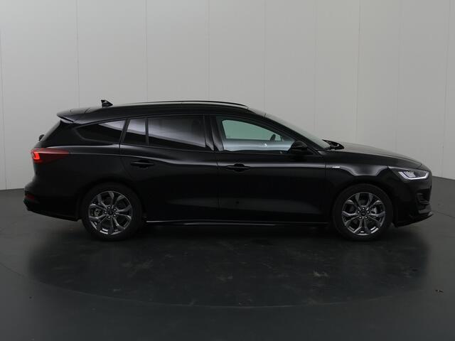Ford FOCUS 1.0 EcoBoost Hybrid ST Line | Panoramadak | Parkeercamera | Winterpakket | Cruise Control Adaptief | Dodehoekdetectie | Navigatie |