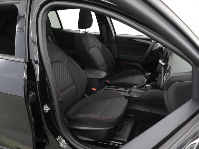 Ford FOCUS 1.0 EcoBoost Hybrid ST Line | Panoramadak | Parkeercamera | Winterpakket | Cruise Control Adaptief | Dodehoekdetectie | Navigatie |