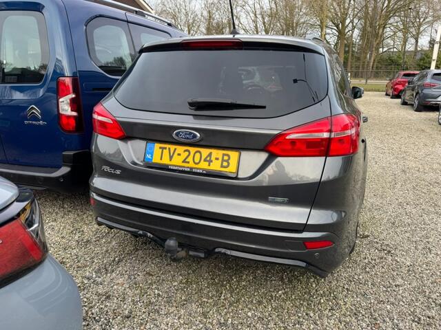 Ford FOCUS Wagon 1.0 ST-Line,Winterpack,Carplay,Navi,Clima,Cruise,PDC,Trekh