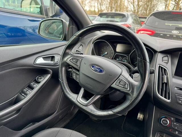 Ford FOCUS Wagon 1.0 ST-Line,Winterpack,Carplay,Navi,Clima,Cruise,PDC,Trekh