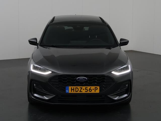 Ford FOCUS 1.0 EcoBoost Hybrid ST Line | Panoramadak | Parkeercamera | Winterpakket | Cruise Control Adaptief | Dodehoekdetectie | Navigatie |